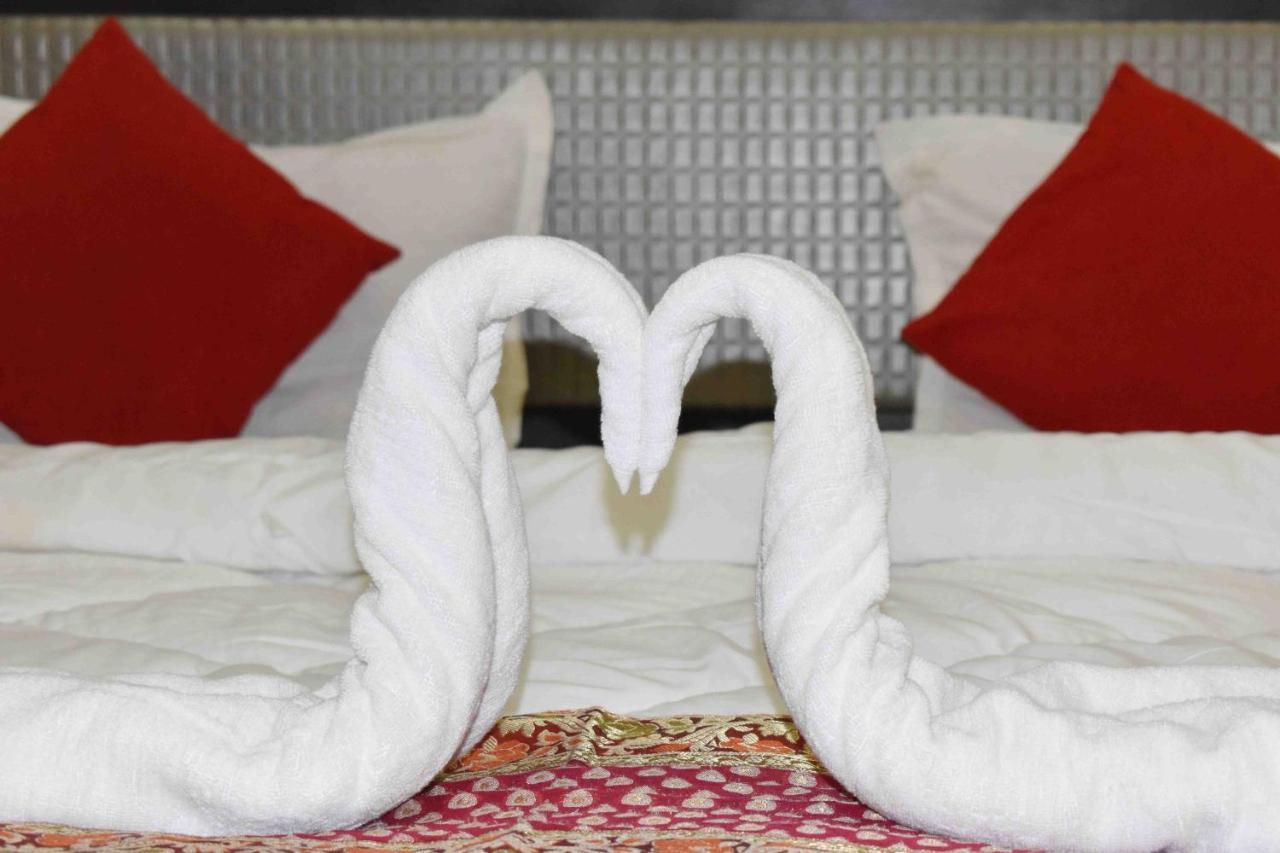 Hotel Mrk Varanasi Eksteriør billede