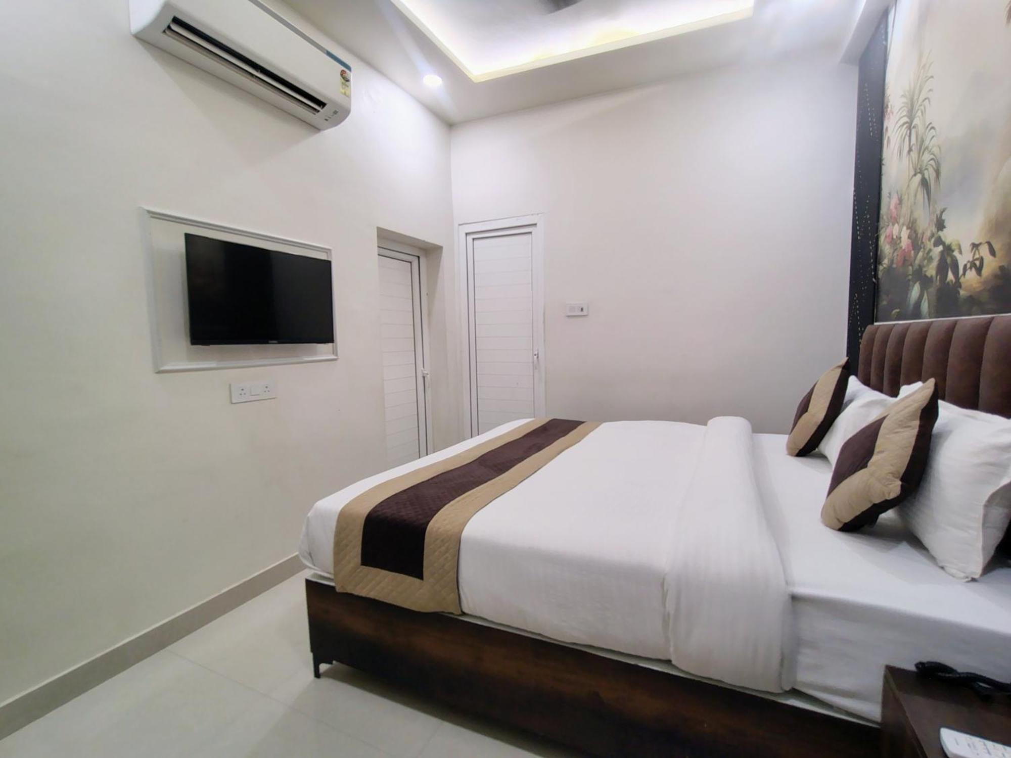 Hotel Mrk Varanasi Eksteriør billede